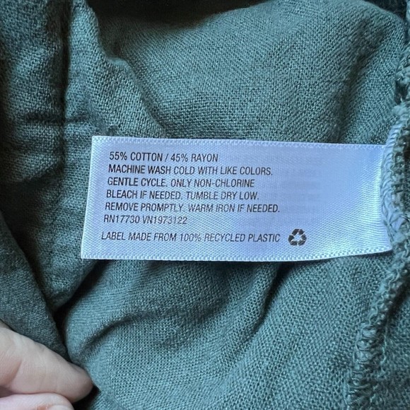 Universal Thread Linen Blend Shorts, Size Large Deep Green Drawstring Paper Bag - Picture 5 of 5